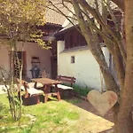 Фермерский дом Alm In Schoellbuechl, Sankt Martin (Gmund)