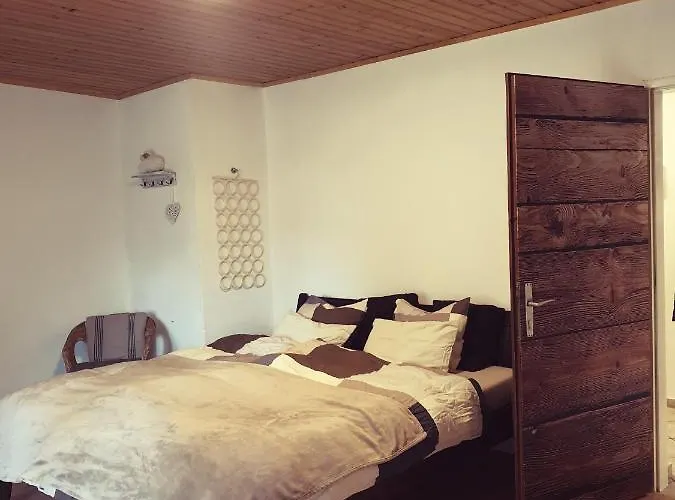 Alm In Schoellbuechl, Feriegård